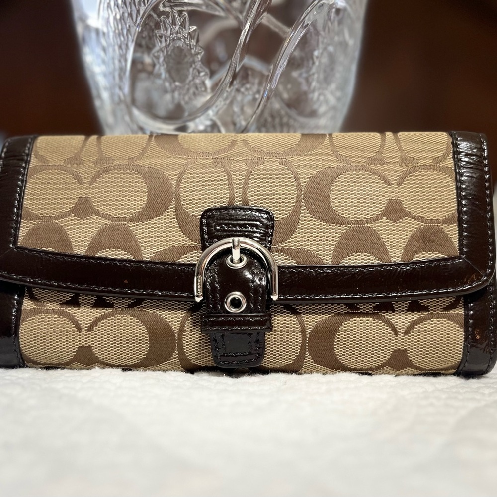 Coach Signature Clutch Wallet